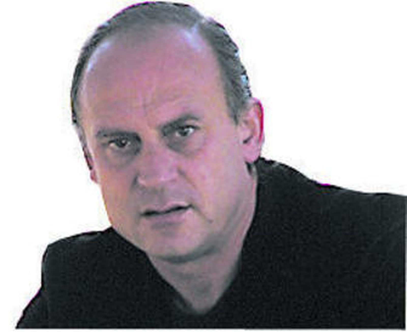 Andrés Romero, en una pirueta a lomos de Guajiro, durante su actuación en el tercero de la tarde al que lograría cortar una oreja.