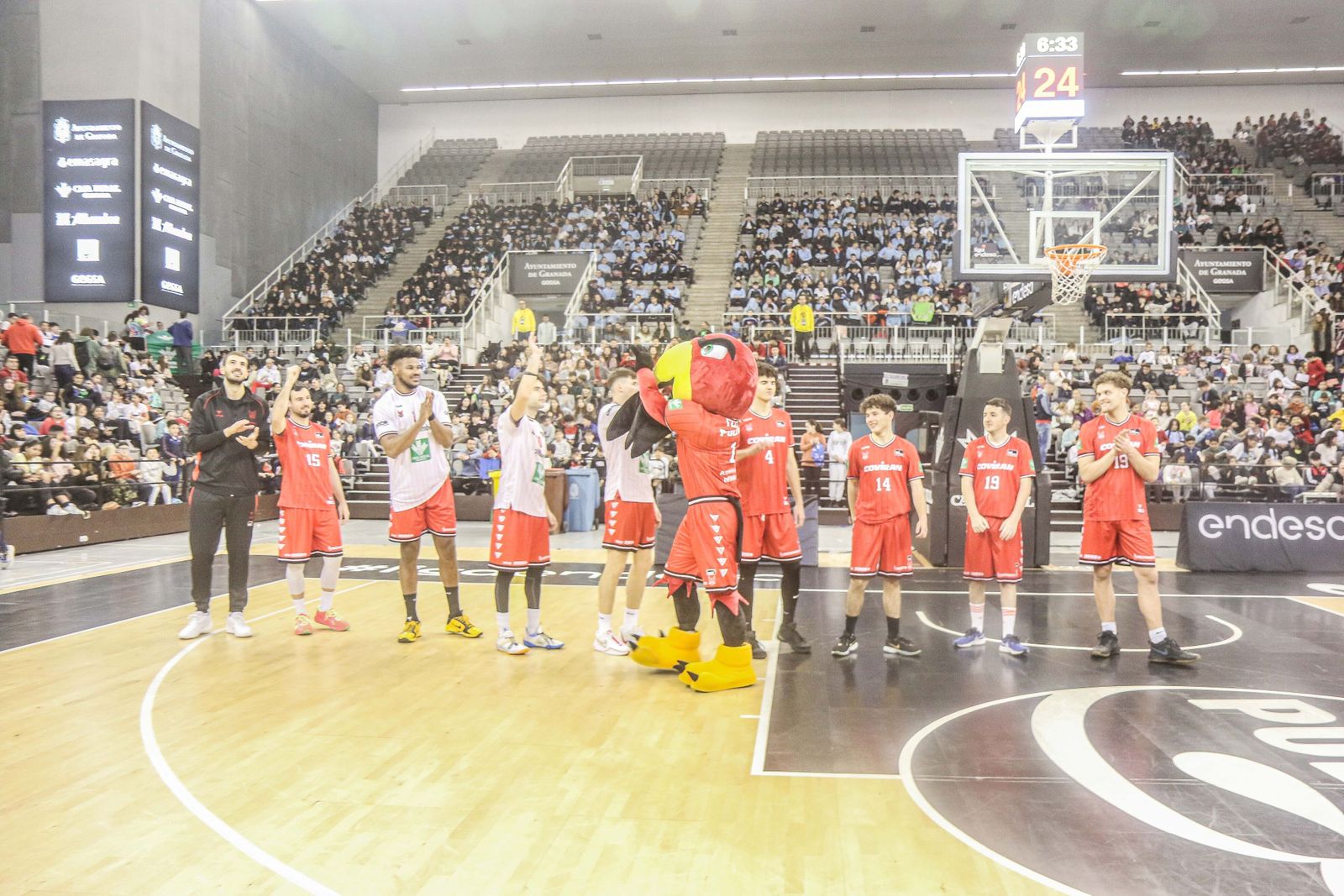 Las mejores imágenes del Fenix Camp en el Palacio