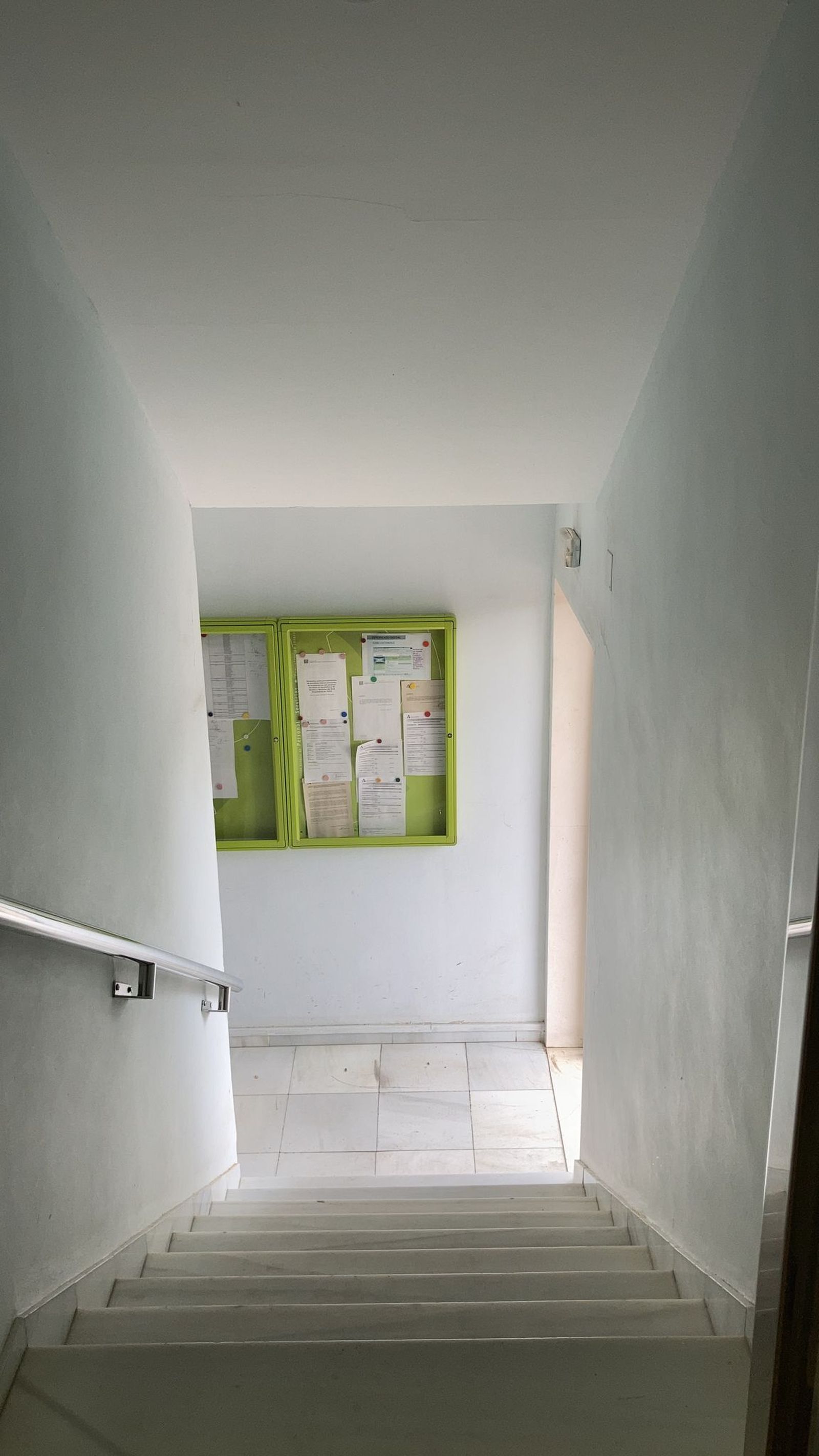 CSIF reclama accesos adaptados en la unidad de personal del Hospital de Valme