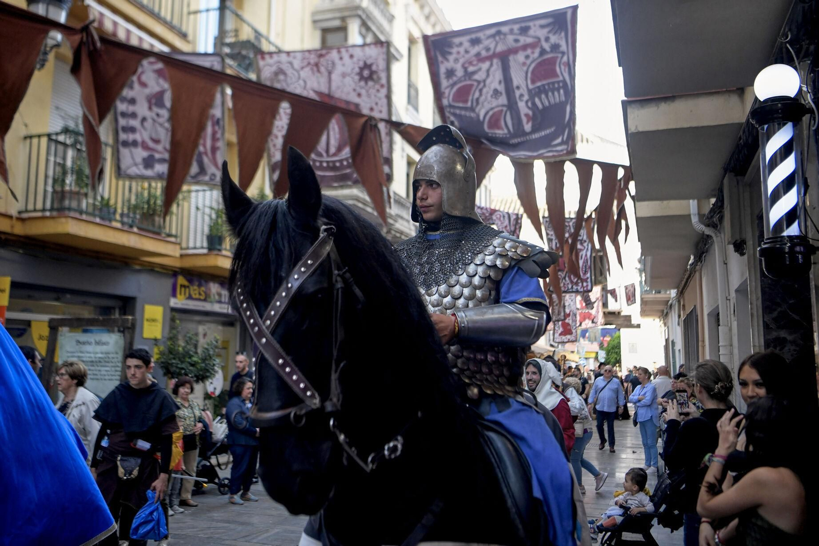 Fotos: Cristóbal Colón y los Reyes Católicos inauguran las Capitulaciones de Santa Fe