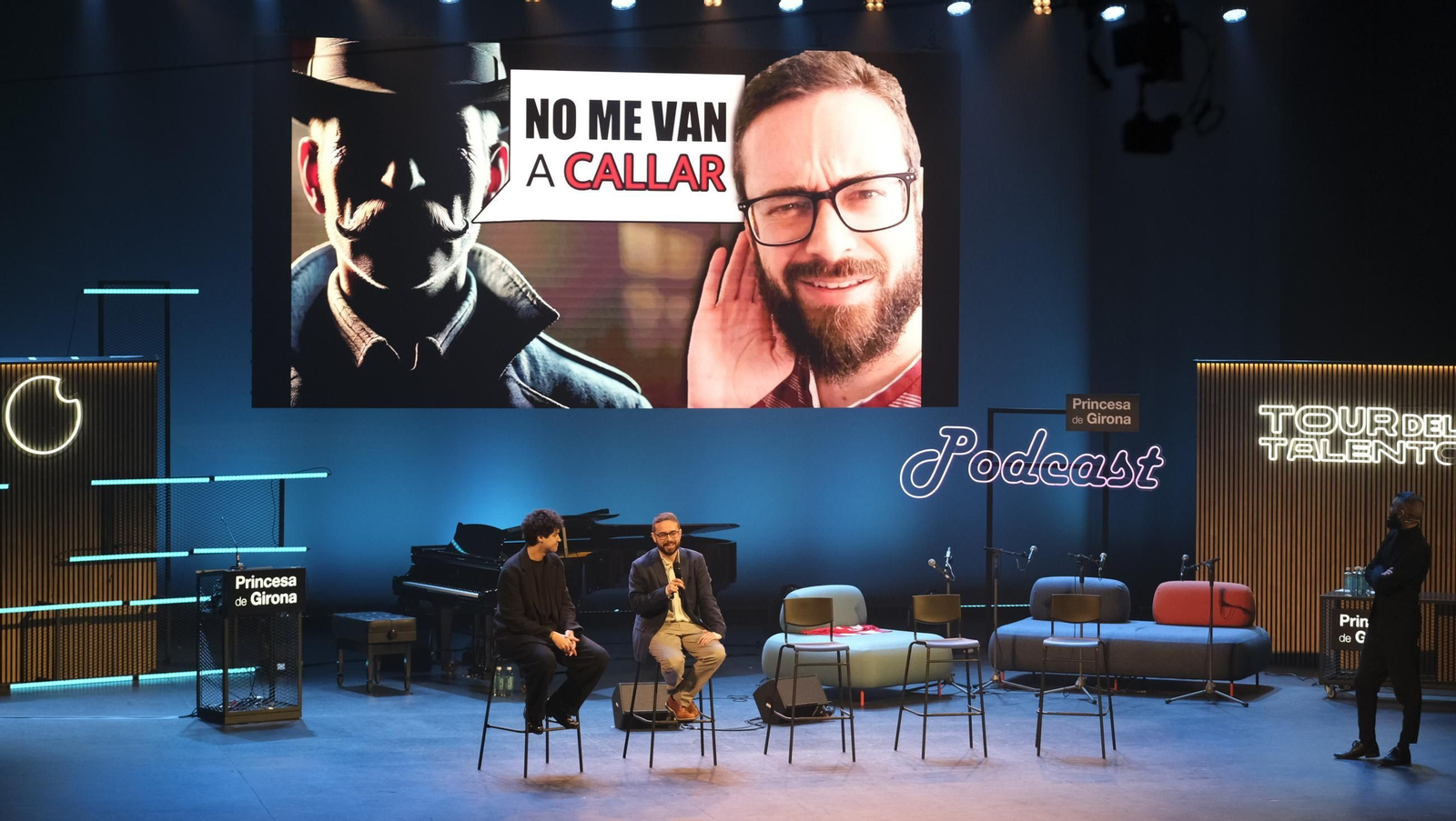 Imágenes de la Reina Letizia en el Tour del Talento en Almería