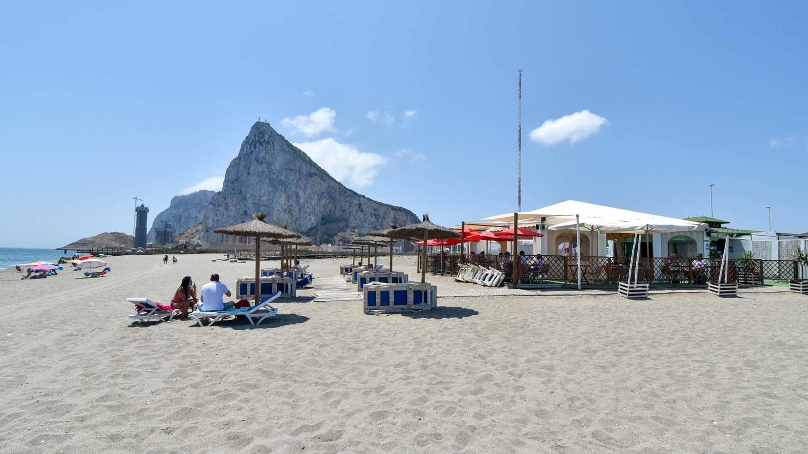 La ruta del espeto por la playa de La Línea