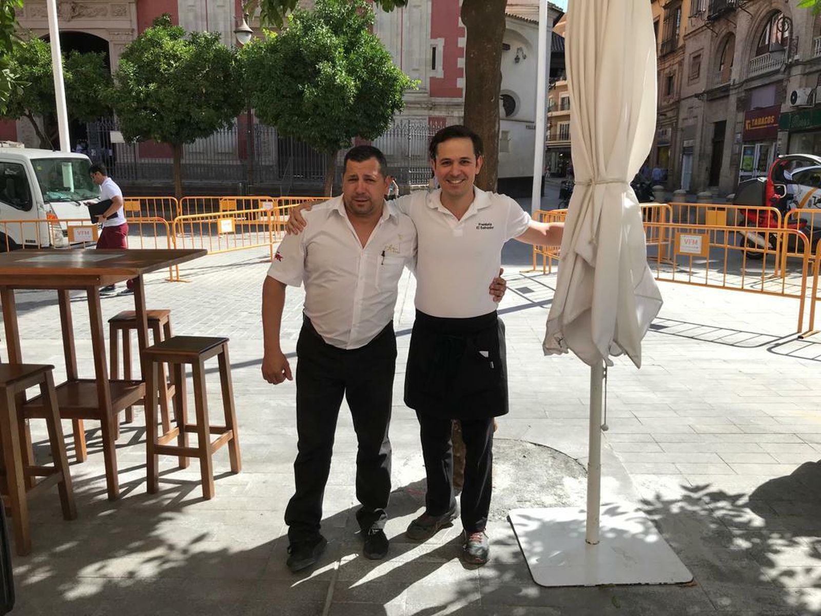 Fran y José, los protagonistas de este 'simpático' hecho.