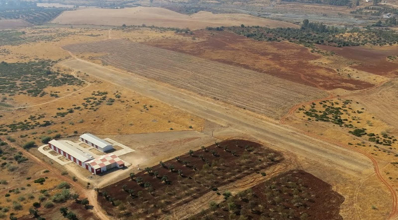 Vista aérea del aeródromo de Niebla