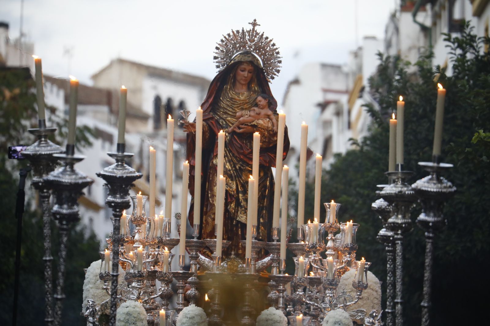 La procesión de la Virgen del Amparo de Córdoba, en fotografías