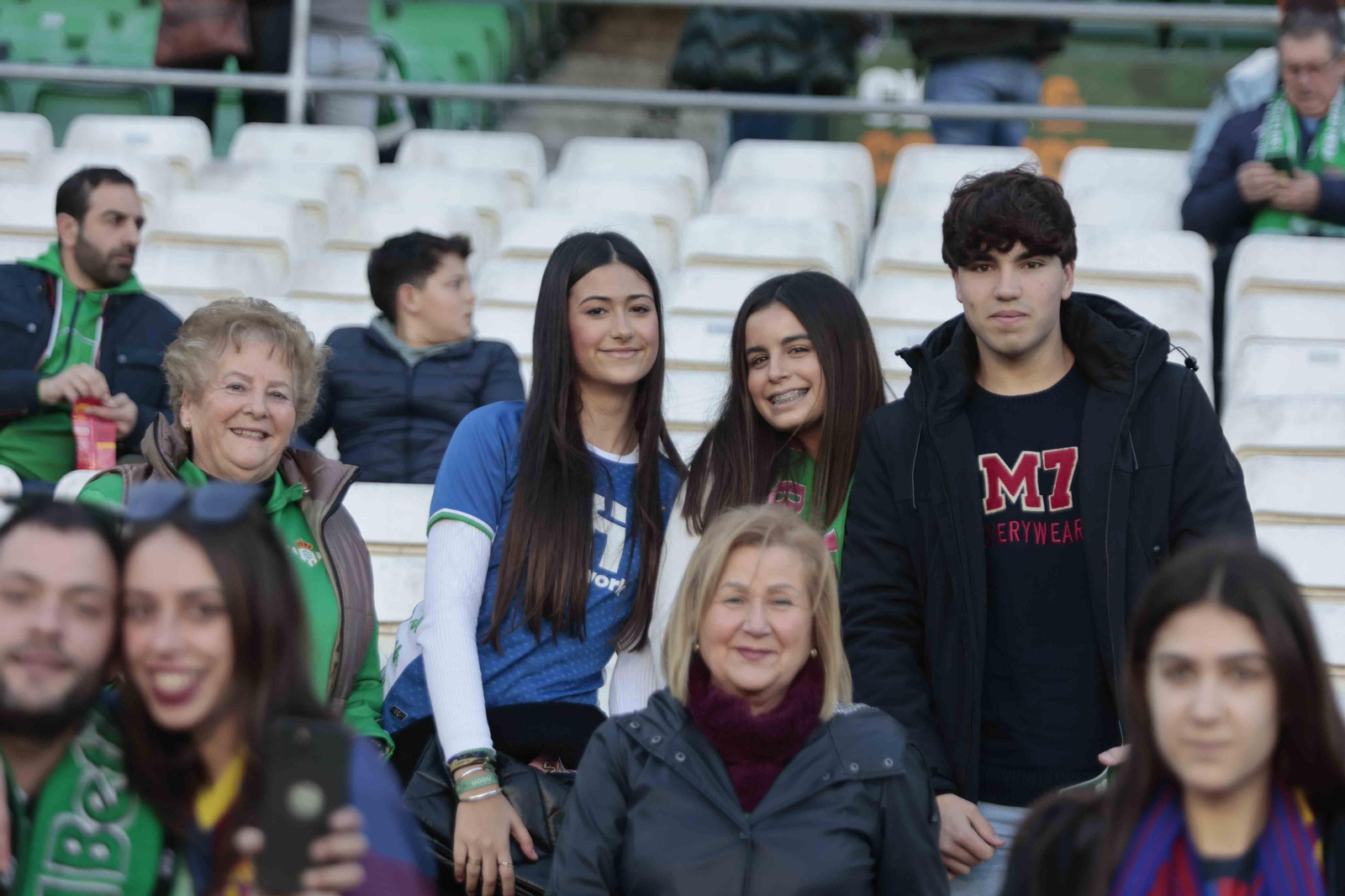Búscate en las gradas del Villamarín