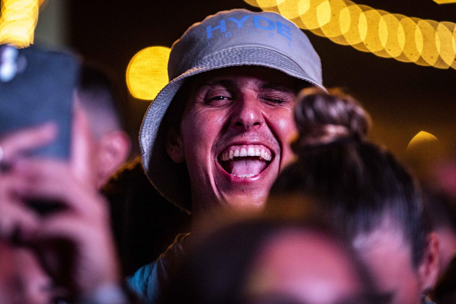 Búscate en las fotos del concierto de Melendi en Cádiz