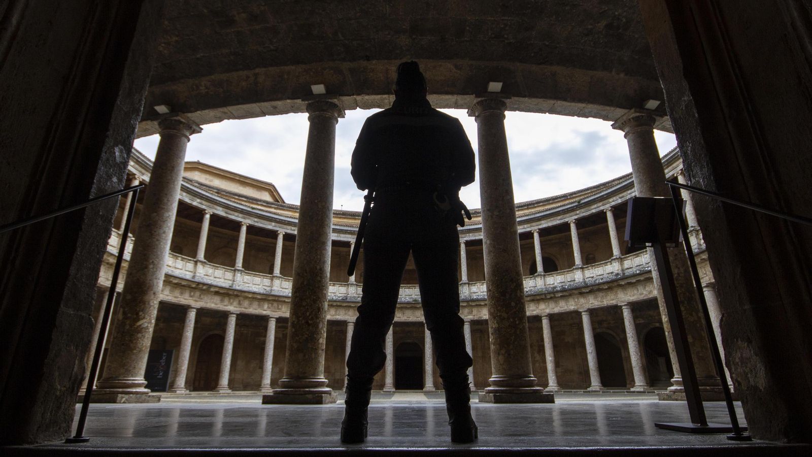 Los monumentos, vacíos