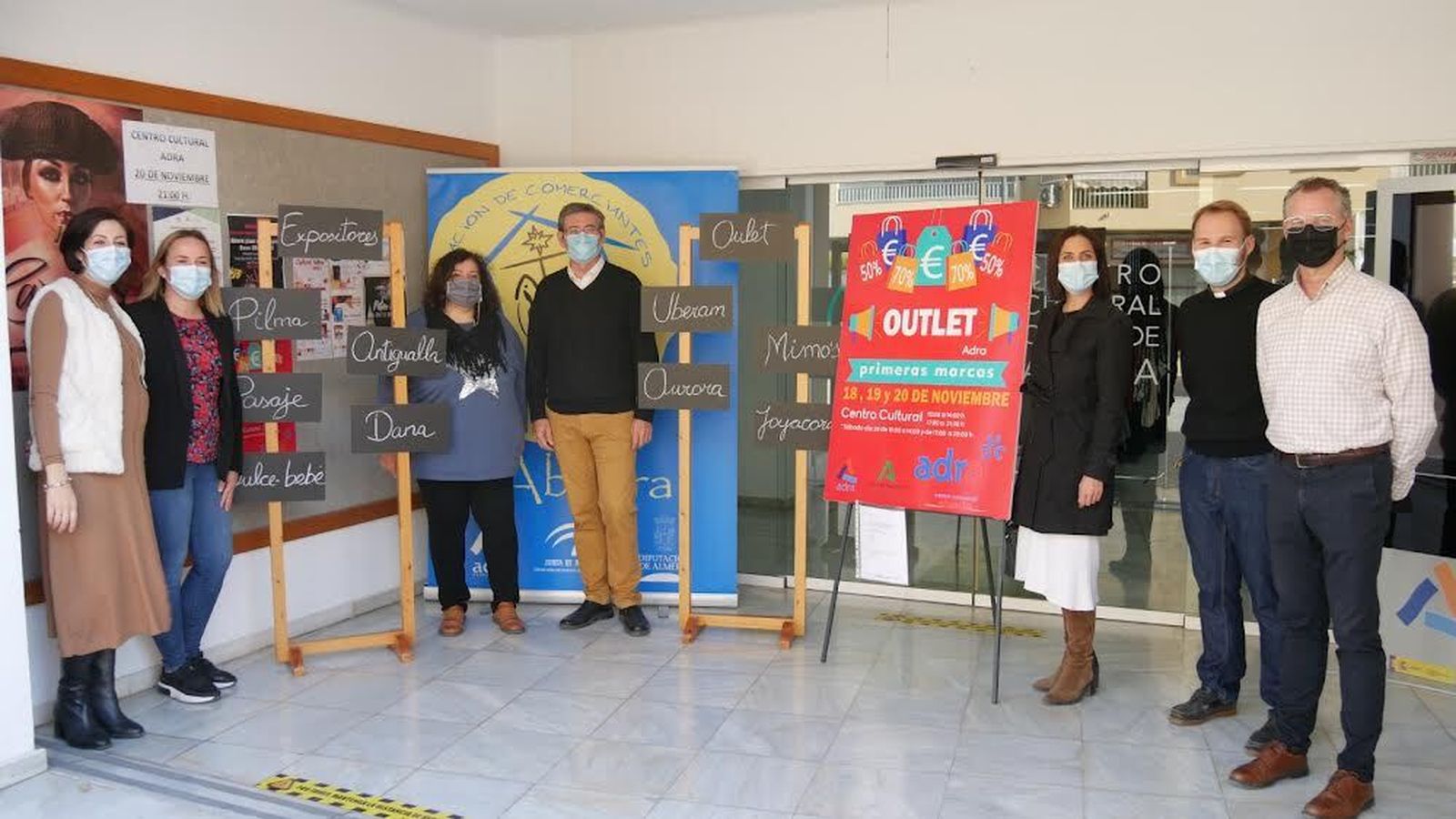 Primeras marcas a buen precio ya en la Feria Outlet de Adra