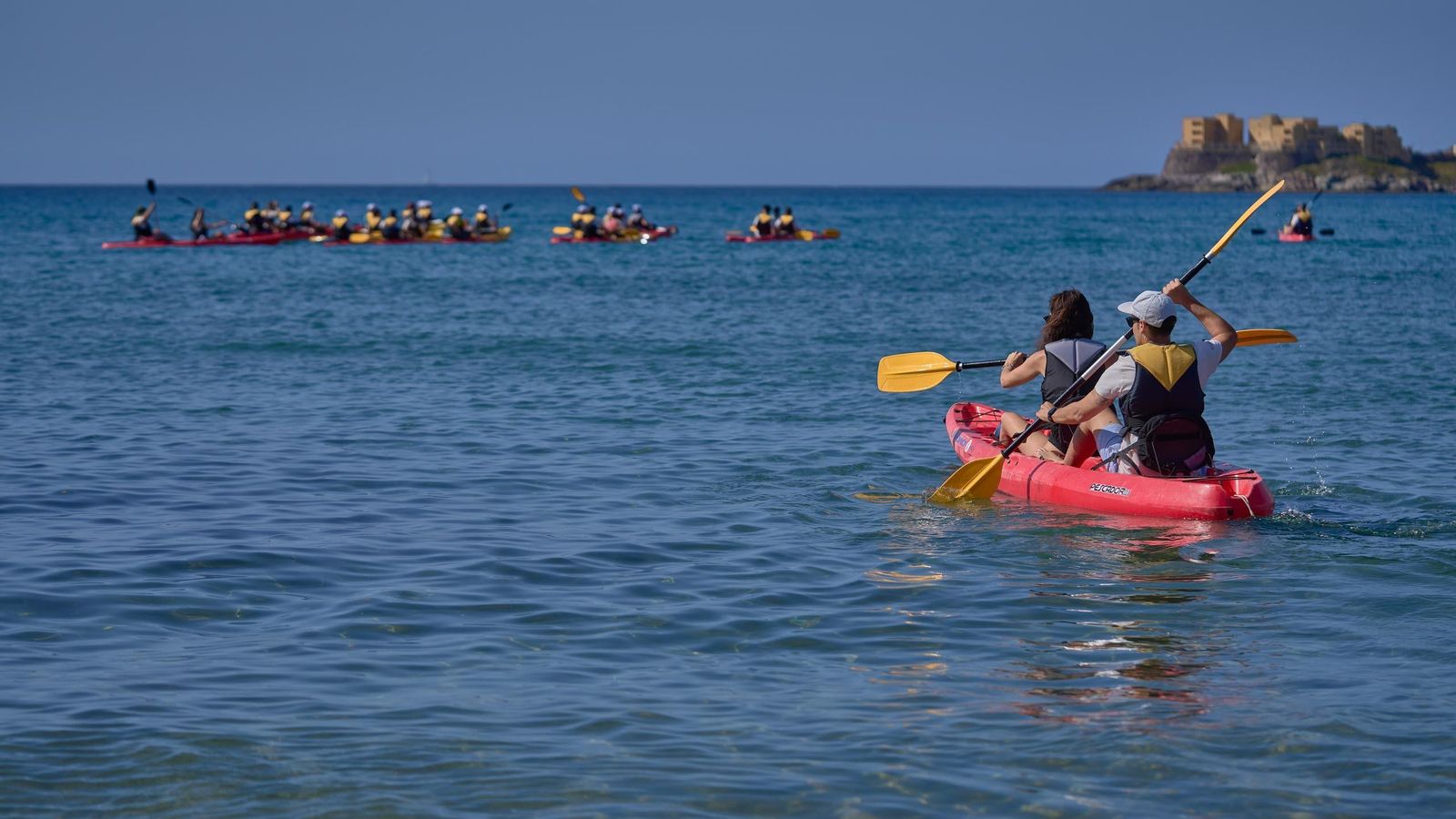 Actividades de Plogging acuático.