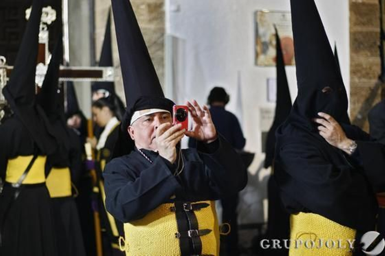 Venerable y Nacional Cofradía de Penitencia de Nuestro Padre Jesús del Mayor Dolor y María Santísima de la Salud.

Foto: Joaquin Pino