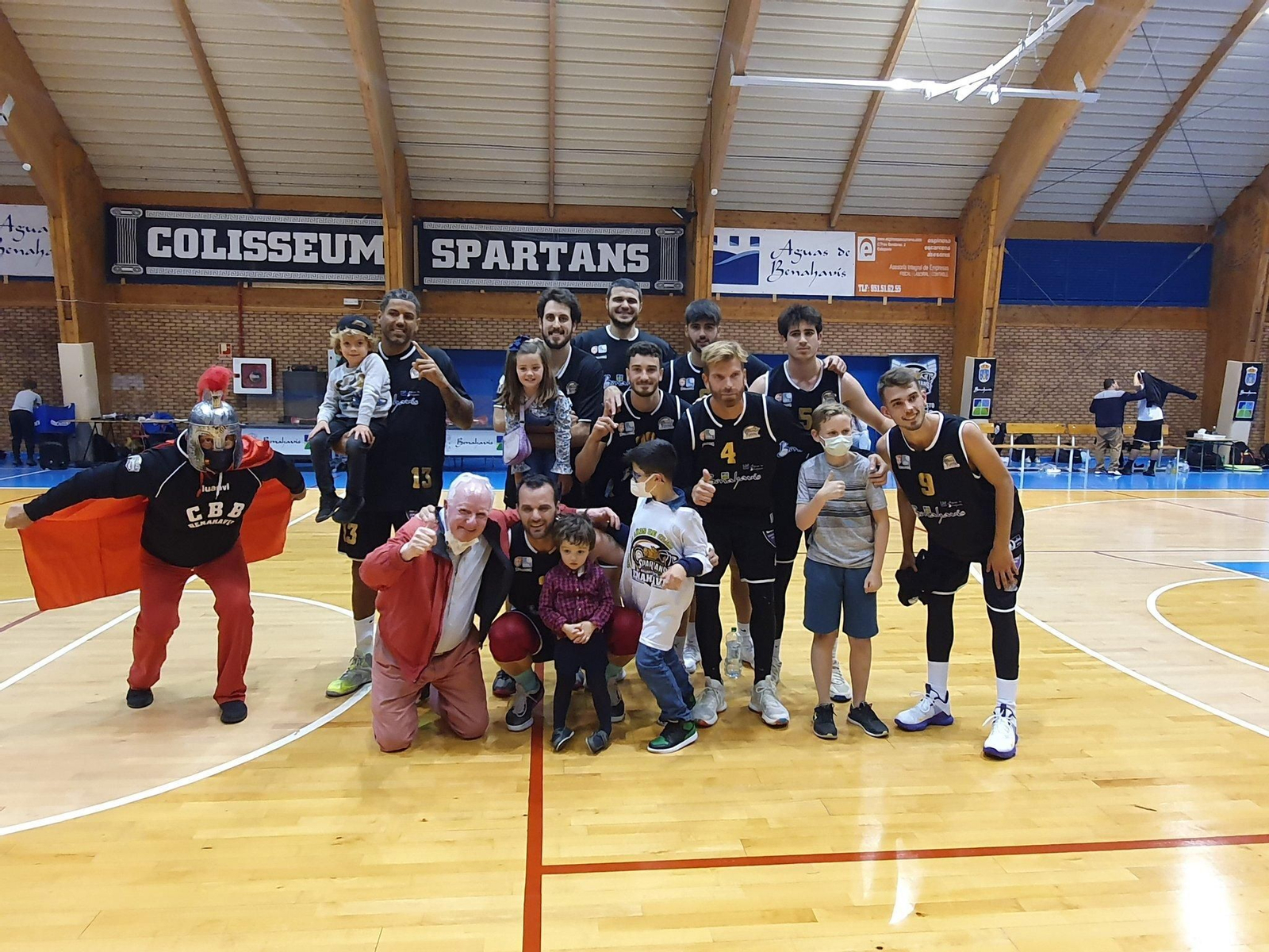 El Behanahavís celebra su triunfo.