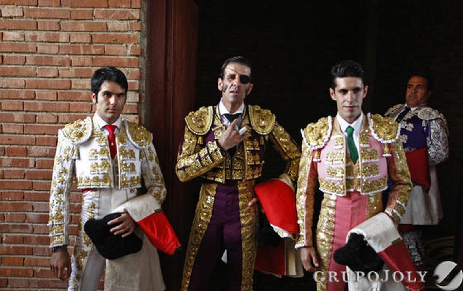 Talavante, Vega y Padilla, buenas faenas en Las Palomas.

Foto: Erasmo Fenoy
