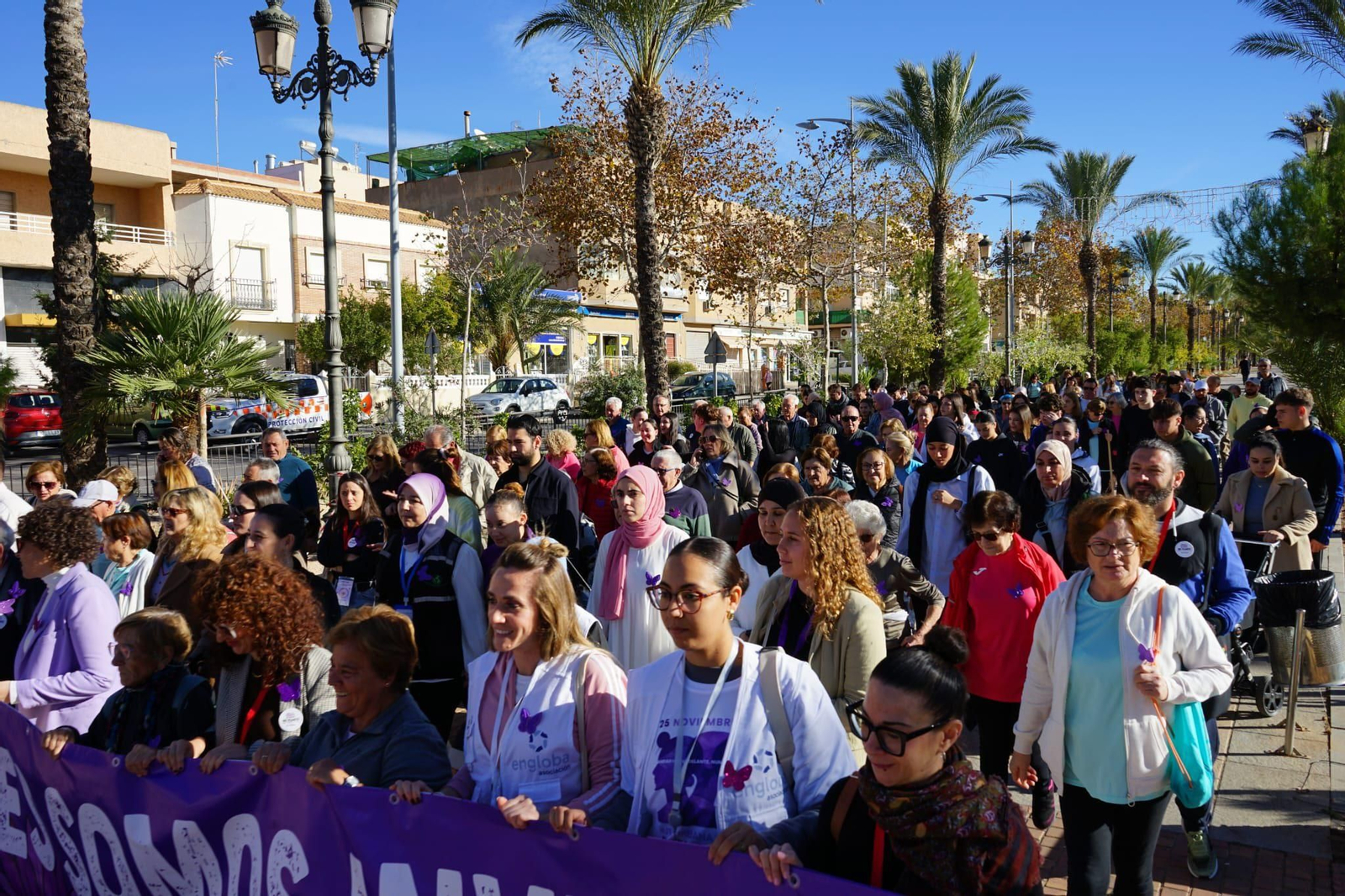 Vícar marcha contra la violencia machista