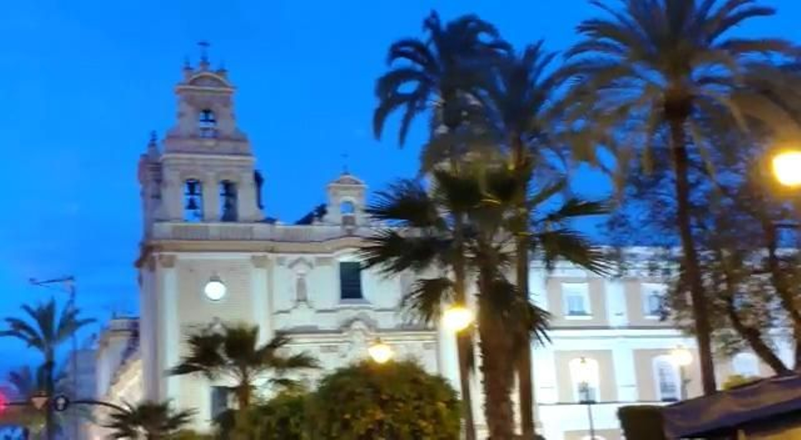 Aplauso en La Merced.