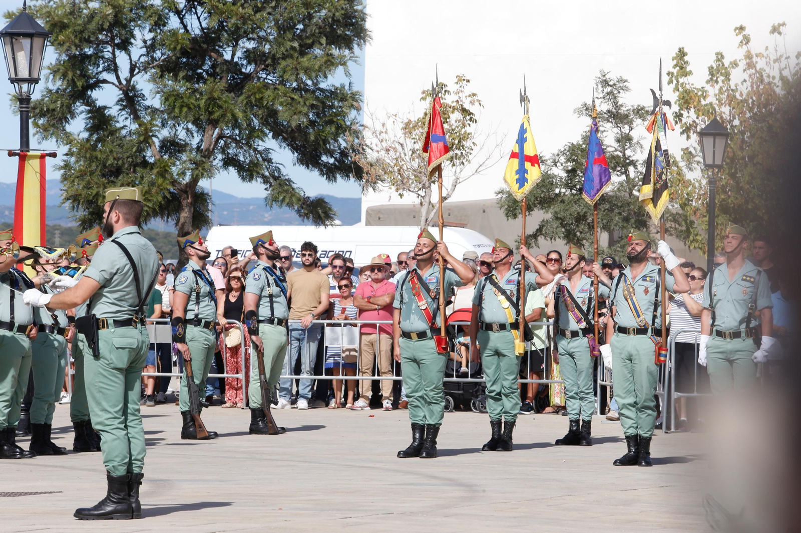 San Roque homenajea al Regimiento Pavía en su 30 aniversario, en imágenes