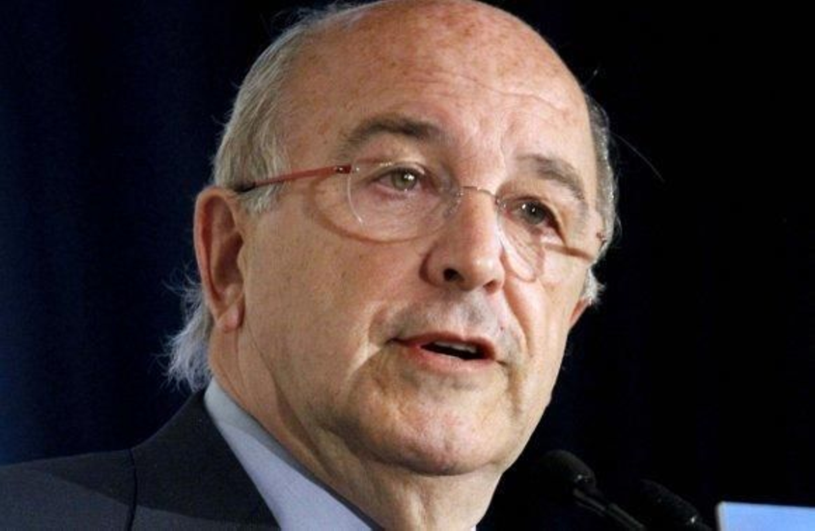 Bruselas multa con 561 millones a Microsoft por no permitir elegir navegador