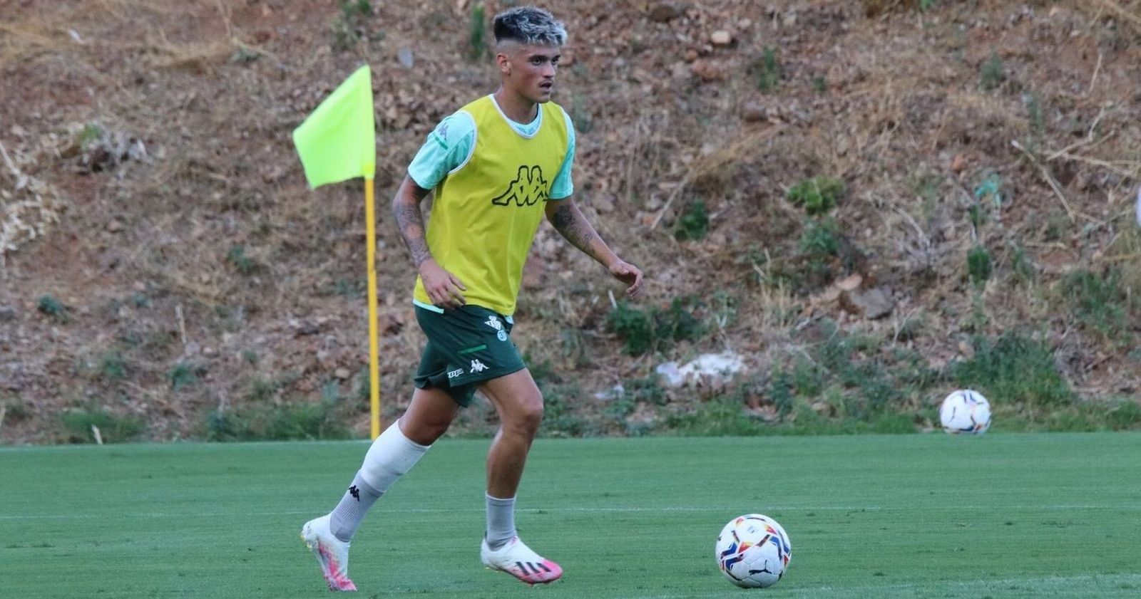 Geovanni Barba, durante su etapa en el Real Betis.
