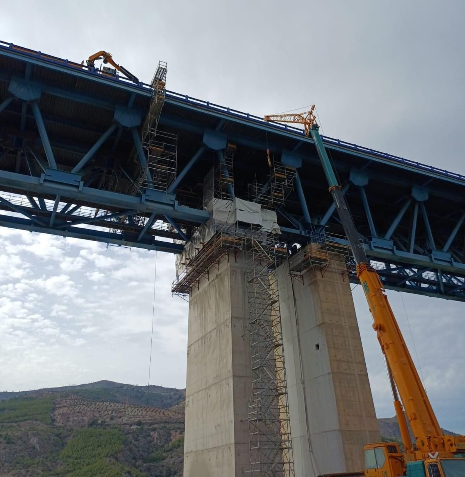 Así avanzan las obras en la A-44 a la altura de Rules