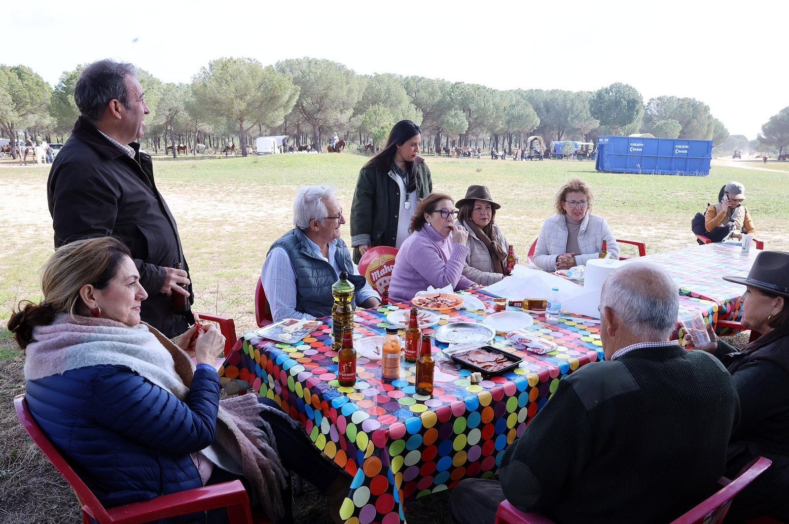 Imágenes de la convivencia en Gato de la Hermandad del Rocío de Huelva en su peregrinación