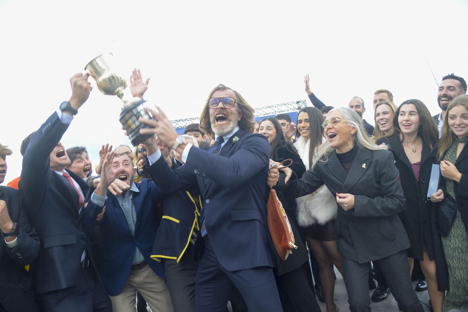 Celebración del trofeo.