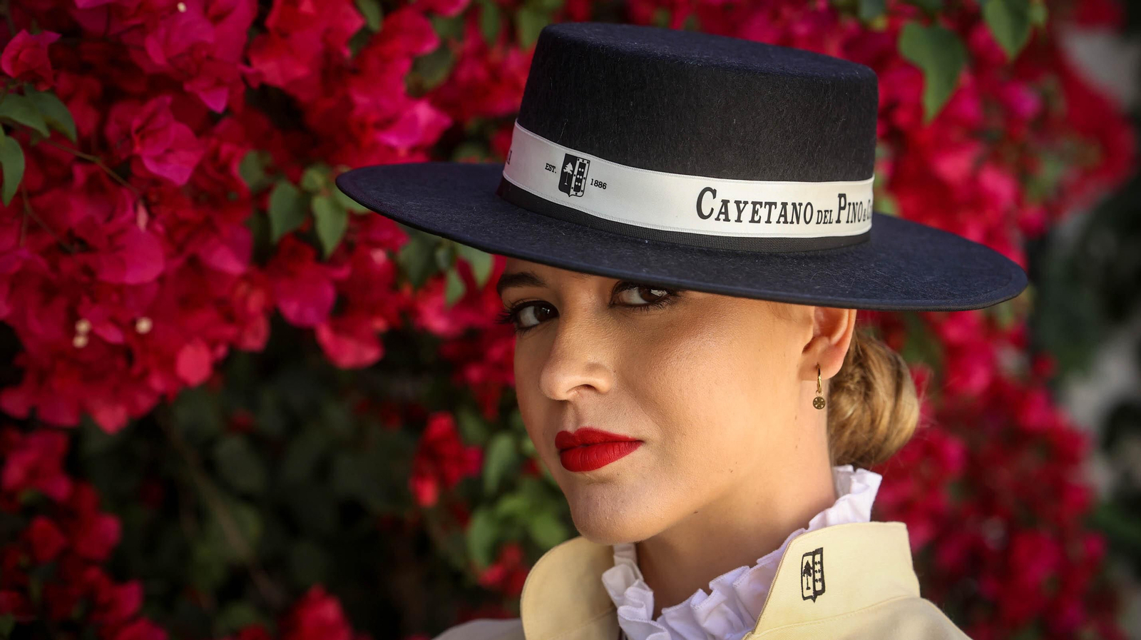 Cayetano del Pino presenta sus nuevos y elegantes uniformes