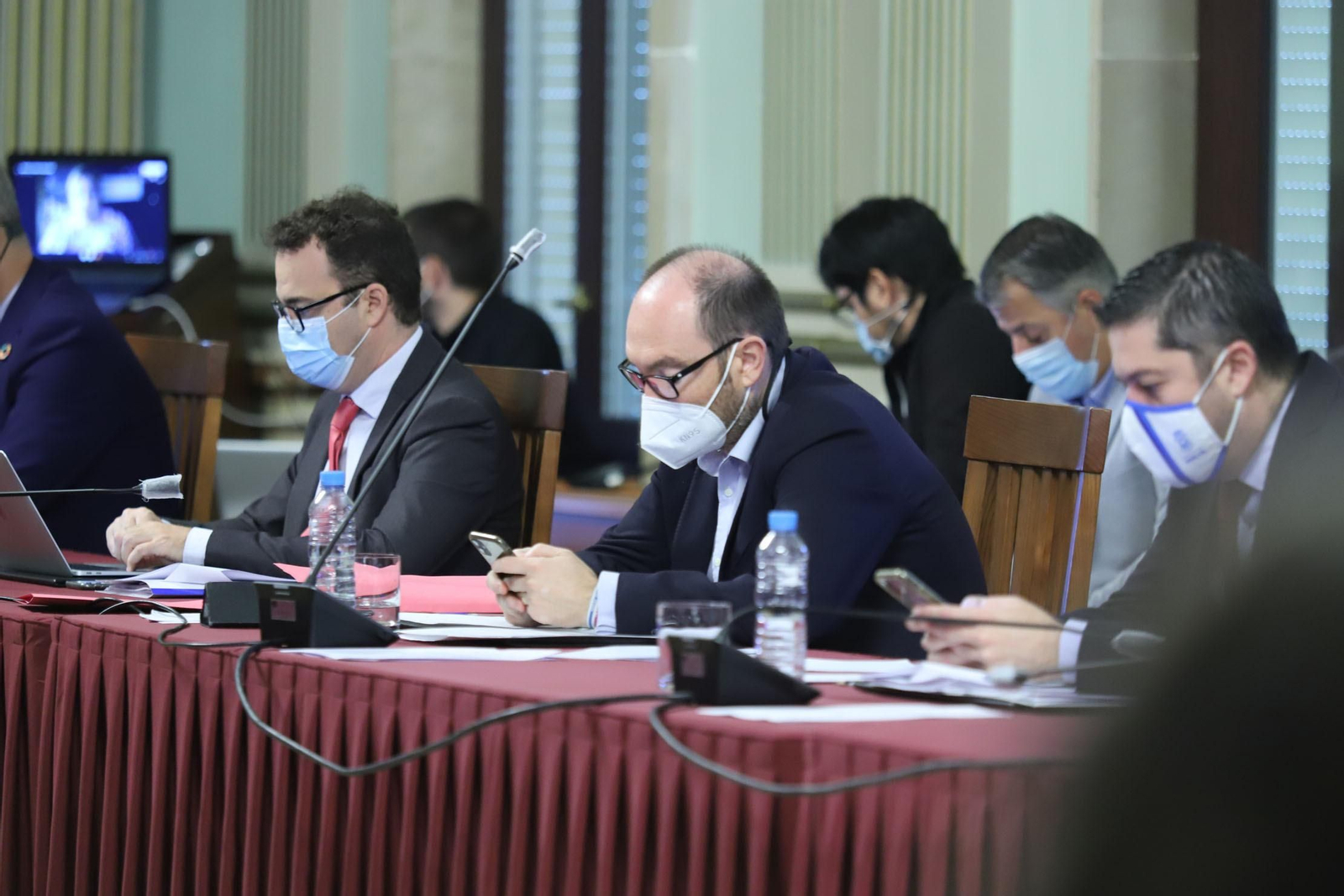 Imágenes del pleno celebrado en el Ayuntamiento de Huelva
