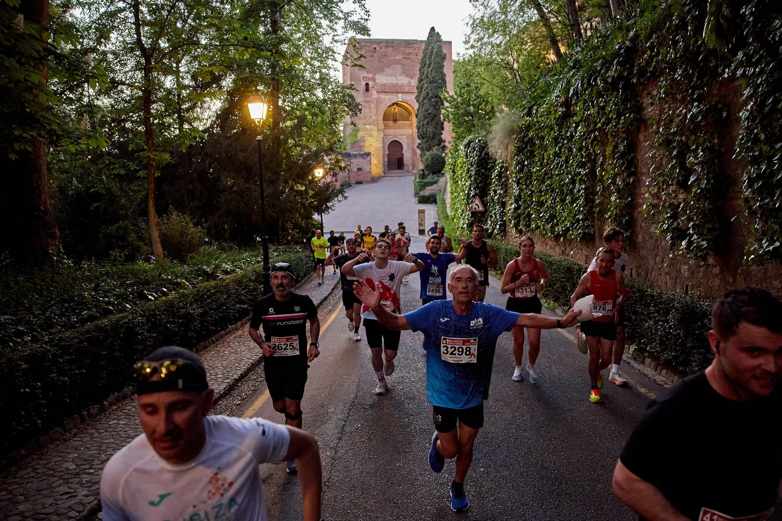 Las mejores imágenes de la Media Maratón Ciudad de Granada 2025