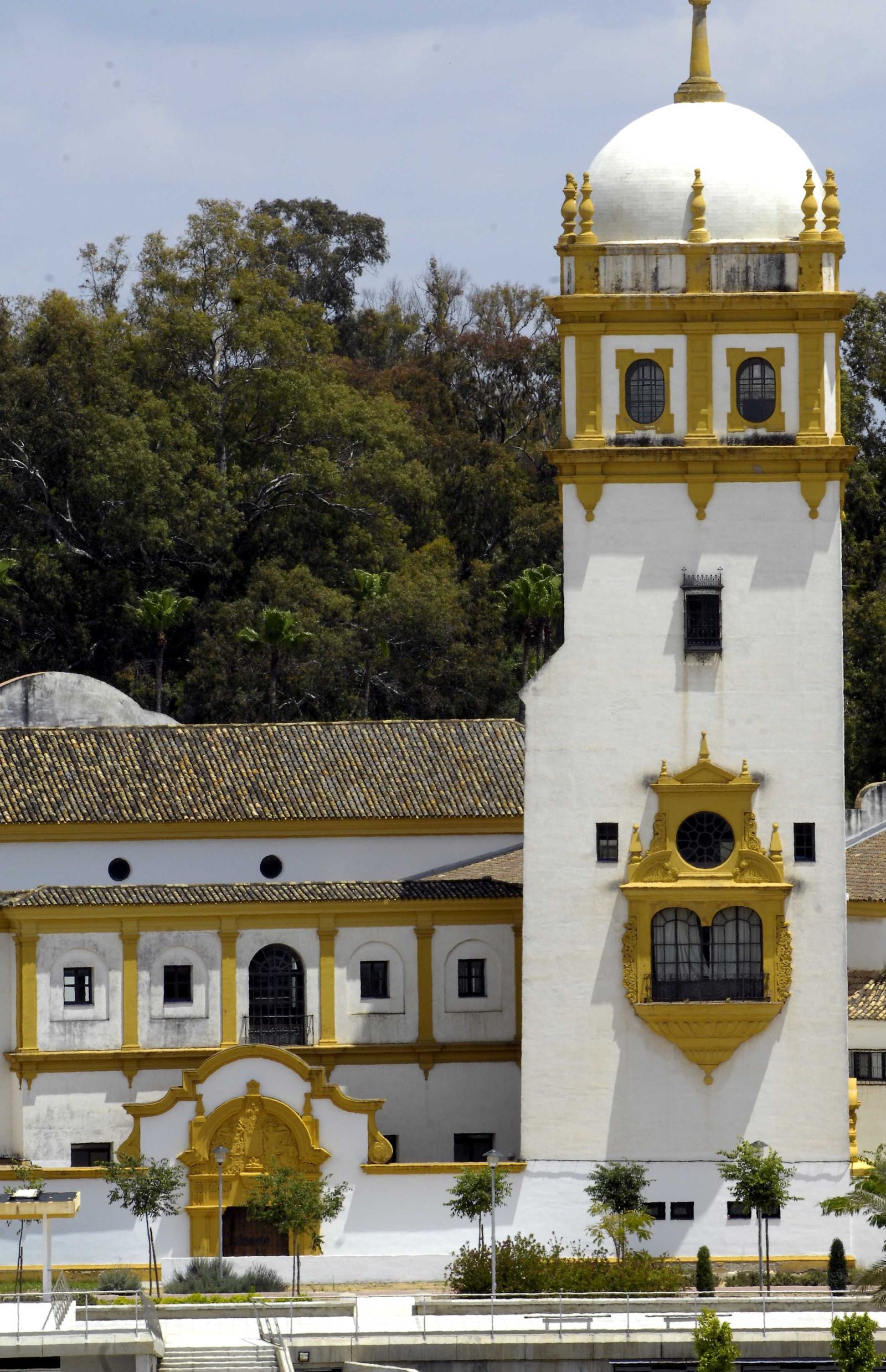 Pabellón de Argentina, sede del Conservatorio de Danza.