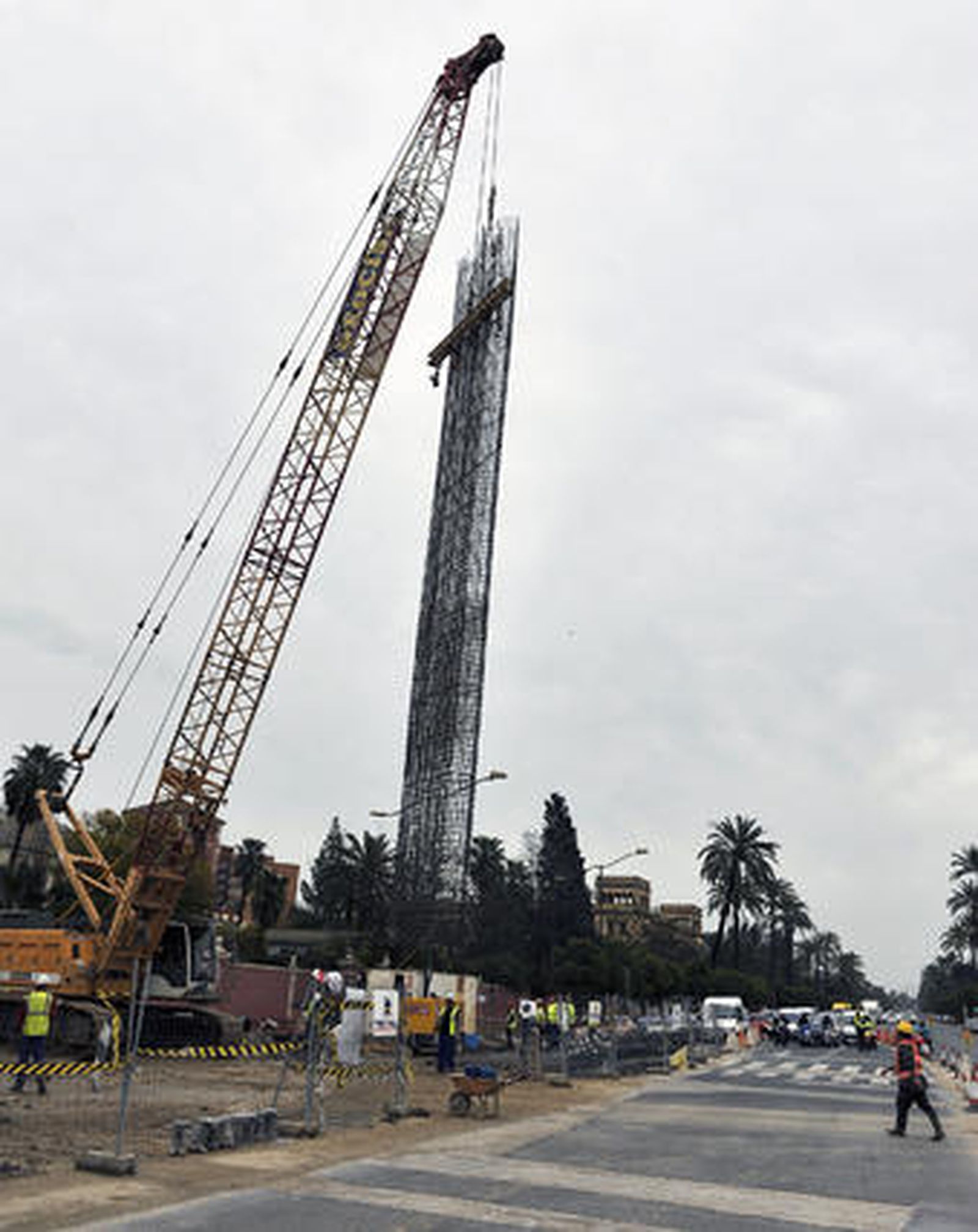 Estados de la obras para el paso soterrado entre La Palmera y Cardenal Bueno Monreal.

Foto: Juan Carlos Vázquez