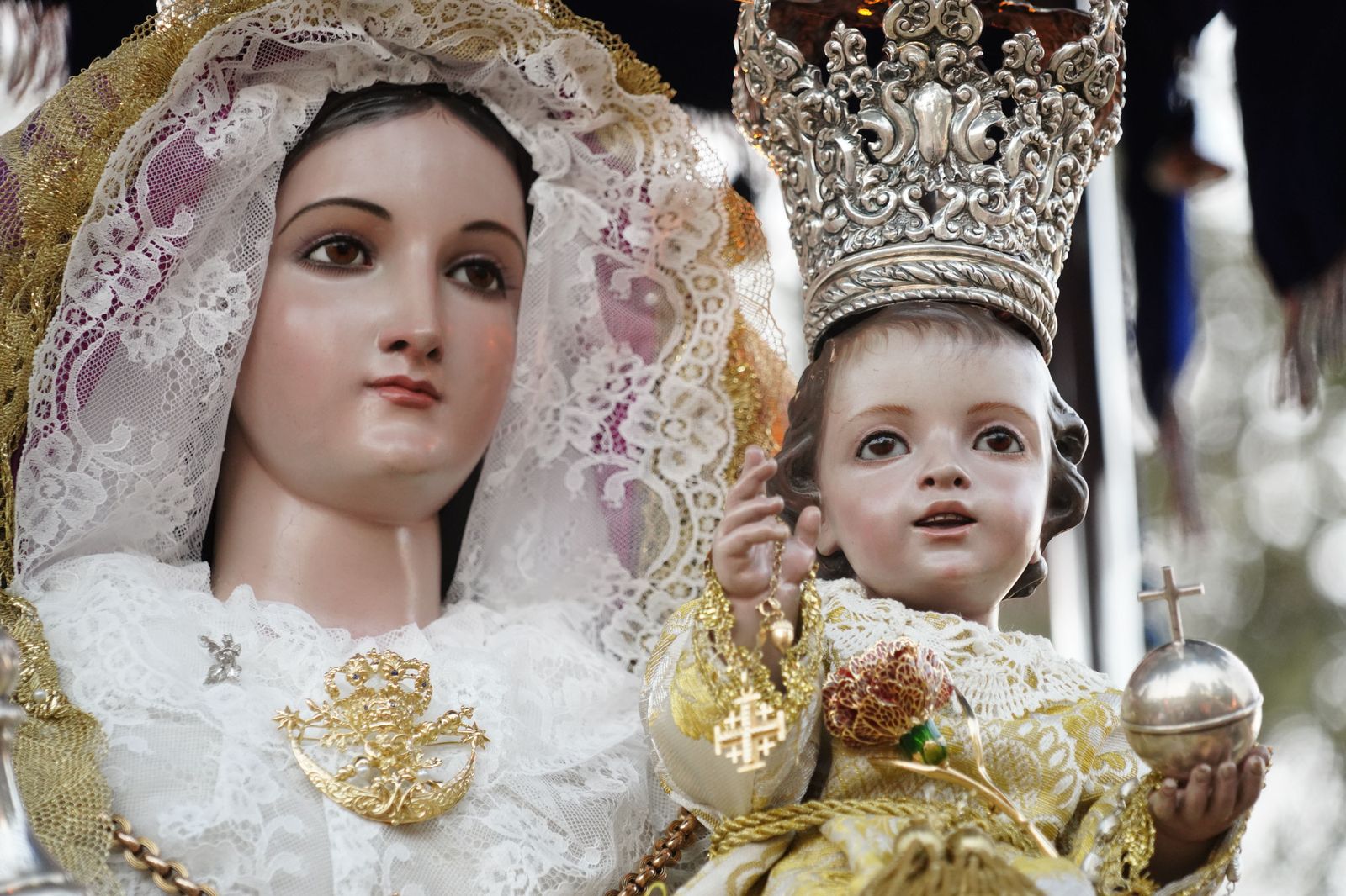 Las fotografías del traslado de la Virgen de Luna al santuario de La Jara