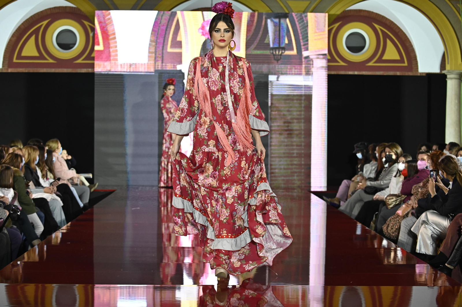 El desfile de Pol Núñez en Pasarela Huelva Flamenca 2022, todas las fotos