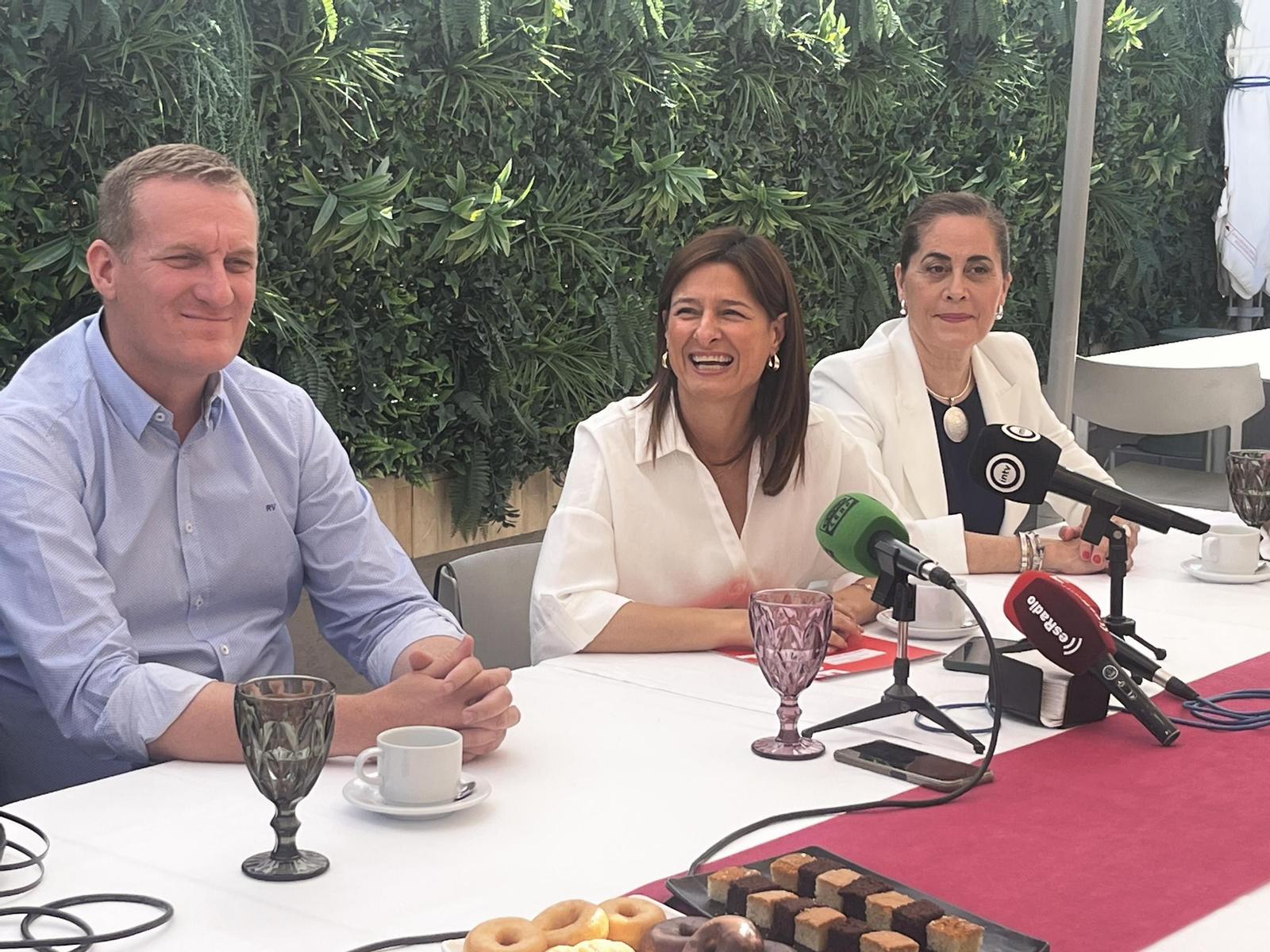 Enríquez, Herrera y Aguilar.