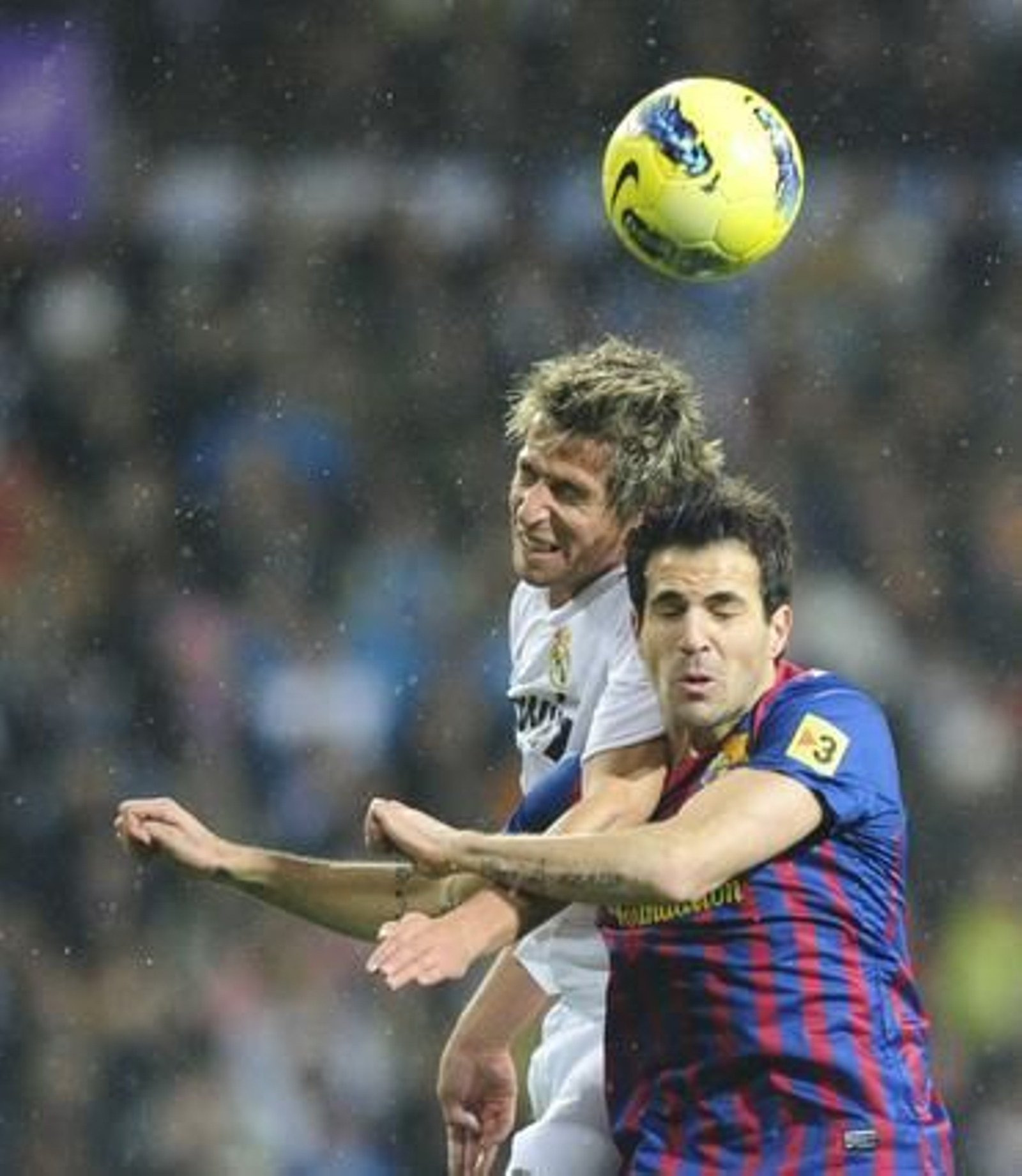 El Barcelona vence al Real Madrid a domicilio (1-3). / AFP