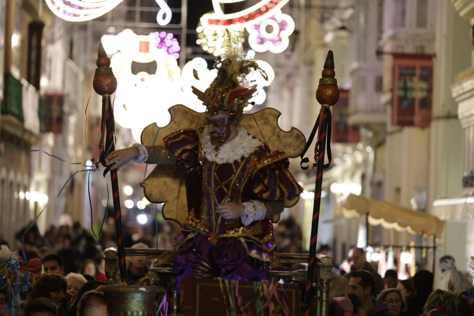 Cortejo, acto y quema del Dios Momo del Carnaval de Cádiz 2026