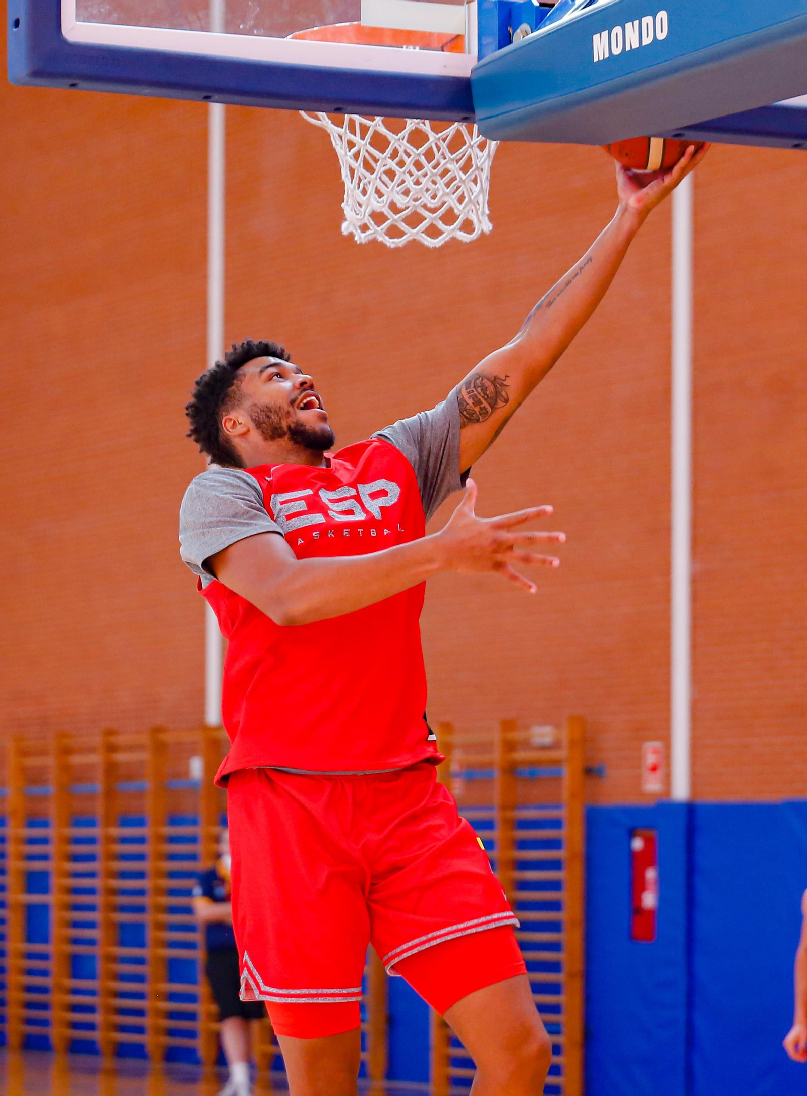 Fotos: el primer entrenamiento de la sub 20 de España con cinco malagueños