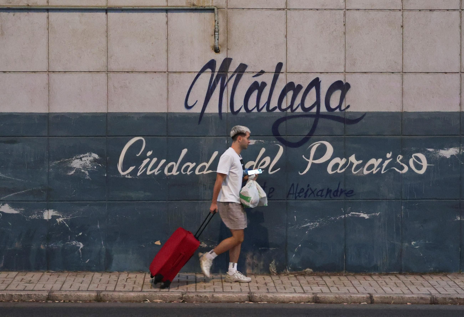 Somos la ciudad del Paraíso, pero queremos parecernos más a otras.