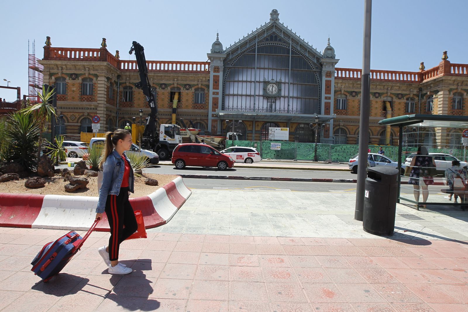 Las imágenes de las obras de la antigua estación de ferrocarril de Almería