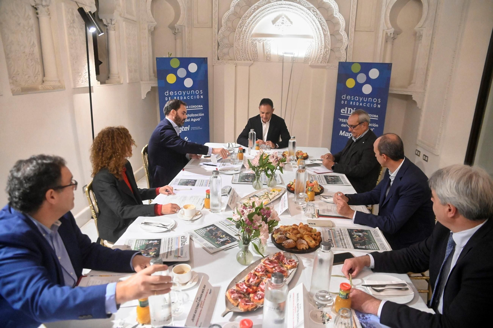 El desayuno de redacción 'PARTE de digitalización del ciclo del agua", en imágenes