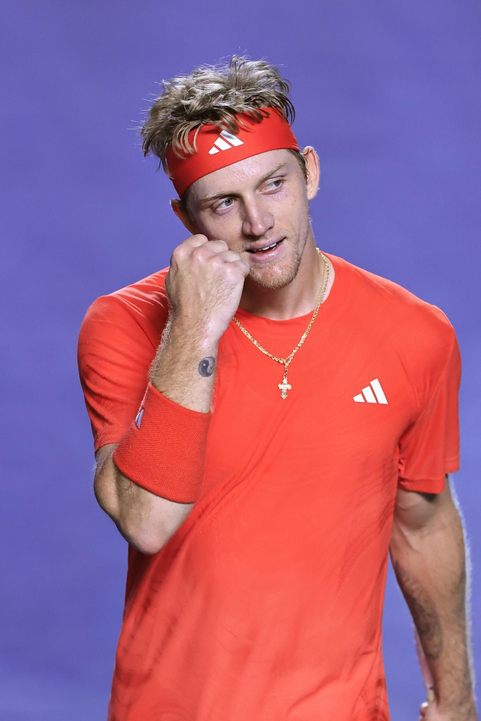 Un mágico Davidovich tumba a Shapovalov y está en la final de Acapulco Un mágico Davidovich tumba a Shapovalov y está en la final de Acapulco