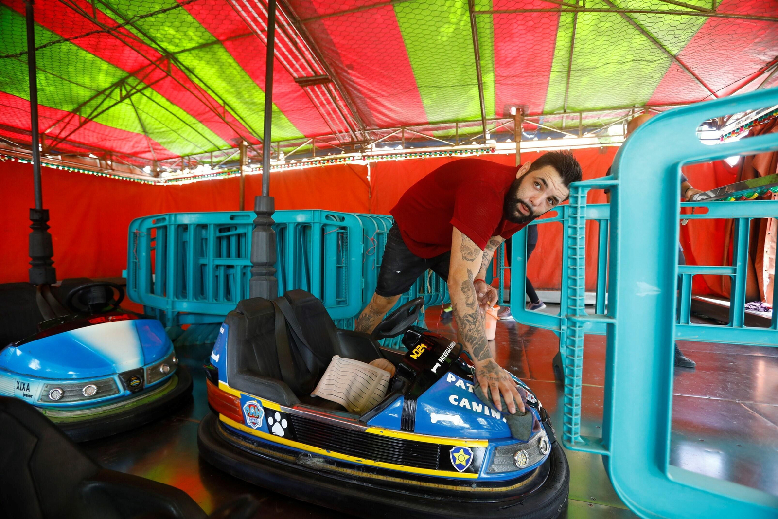El montaje de la Velá de la Fuensanta, en imágenes