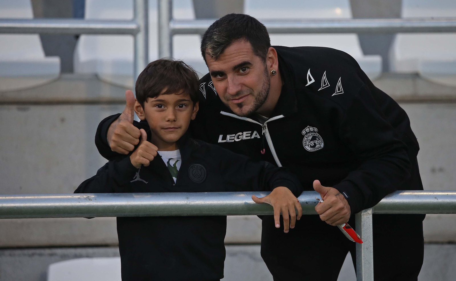 Búscate durante el Balona - Sevilla Atlético en el Ciudad de La Línea