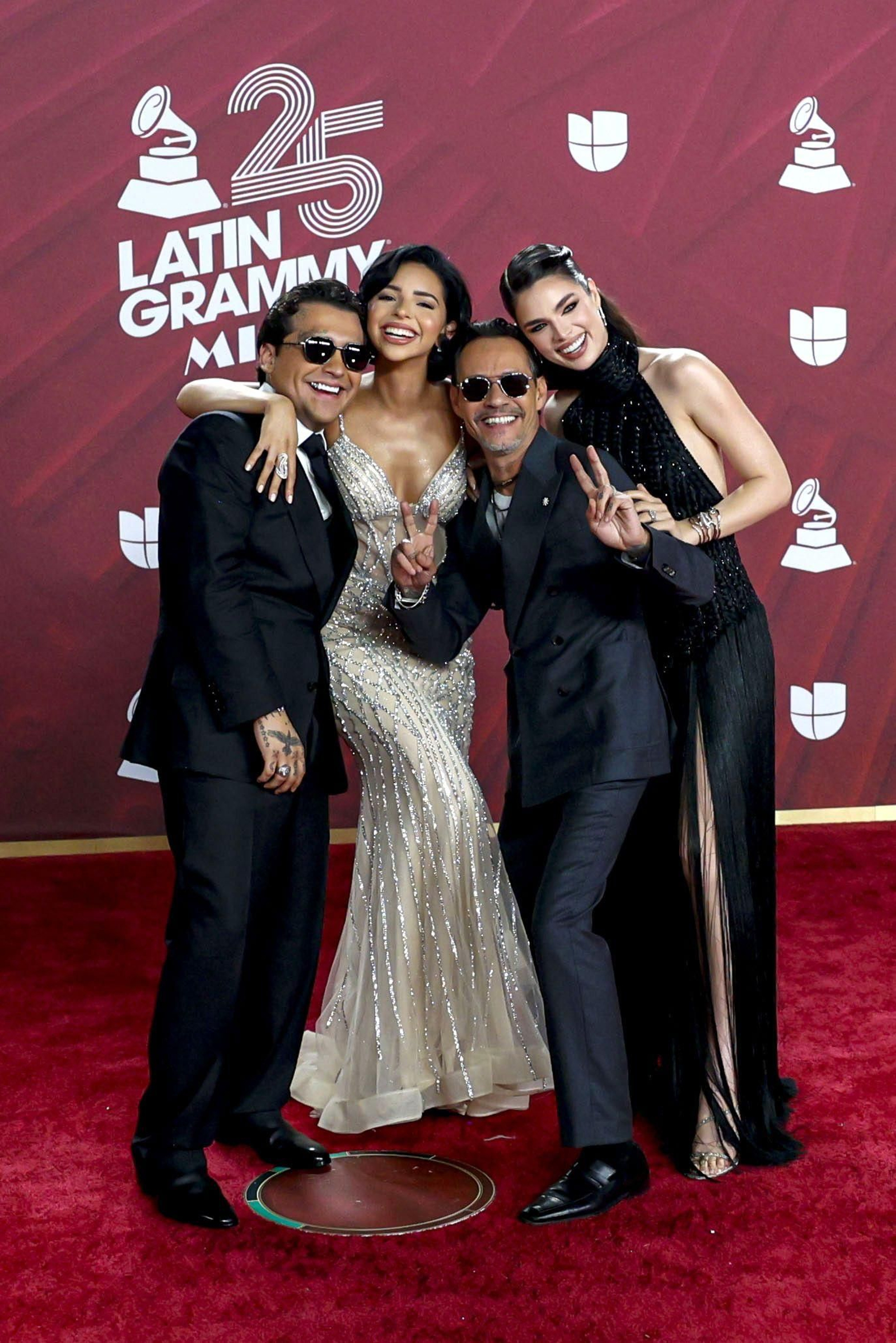 Todos los famosos, tendencias y curiosidades en la alfombra roja de la 25 edición de los Grammy Latinos
