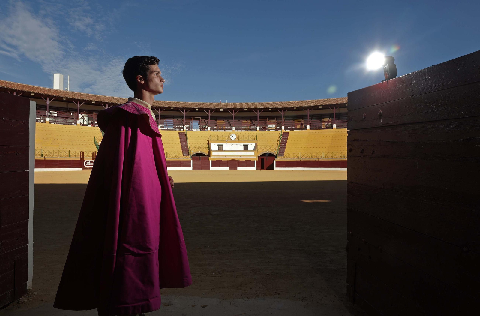 Las fotos del regreso a la plaza del novillero linense Juan Jesús Rodríguez tras su grave cogida