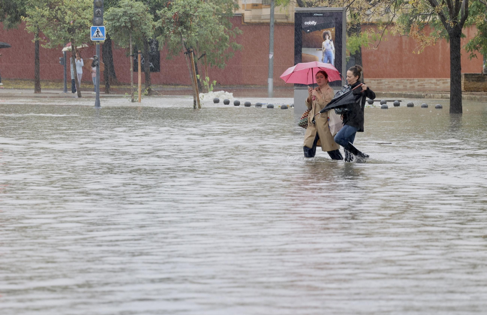 Inundación en la Ronda del Tamarguillo