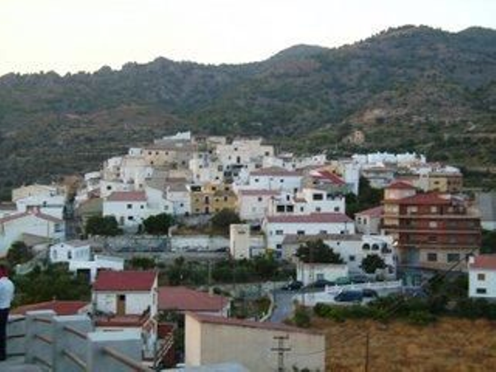 Urrácal: es el duodécimo municipio con mayor renta con 13.796 euros por persona.