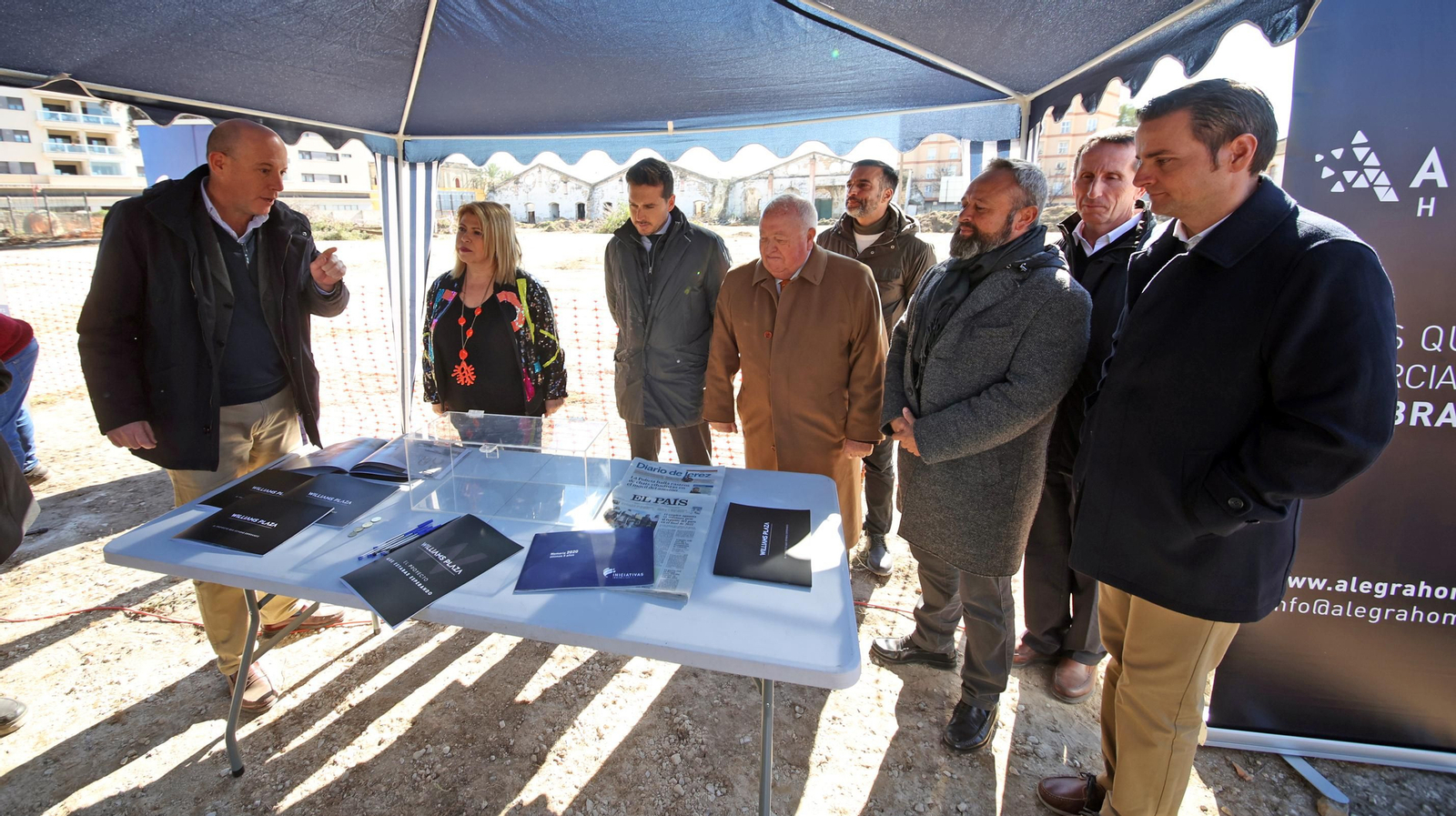 Primera piedra del proyecto residencial Willians Plaza en Jerez