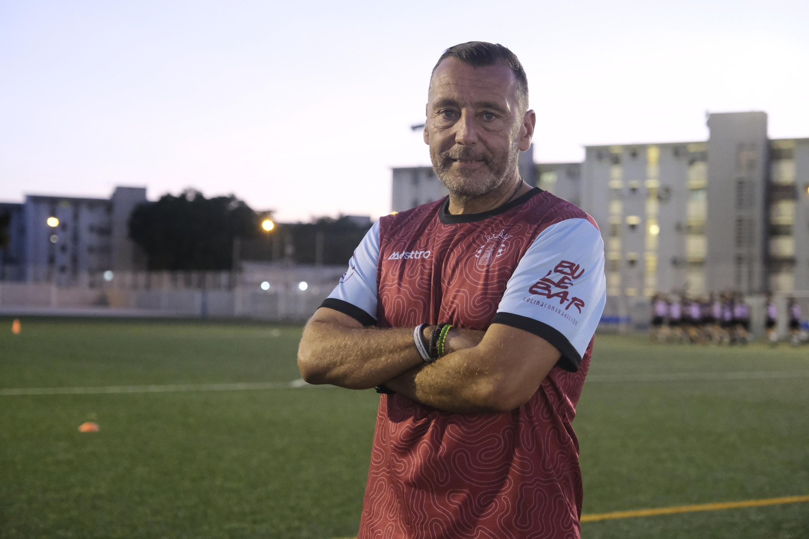 Juan Carlos Quero posa para 'el Día' en las instalaciones de la UD Sur.