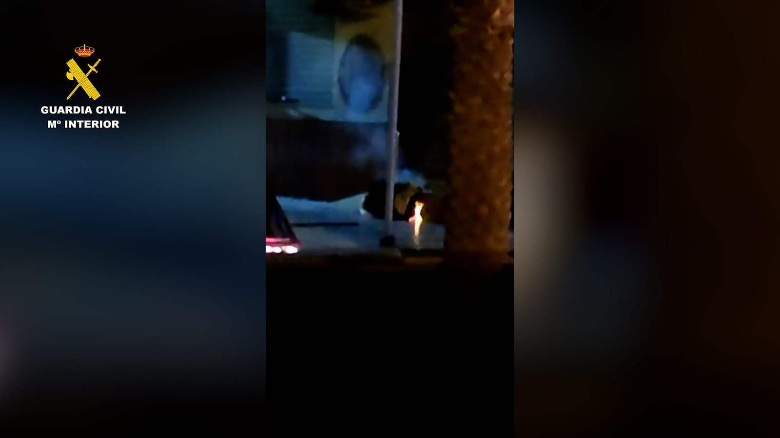 Los menores prendieron fuego al indigente.