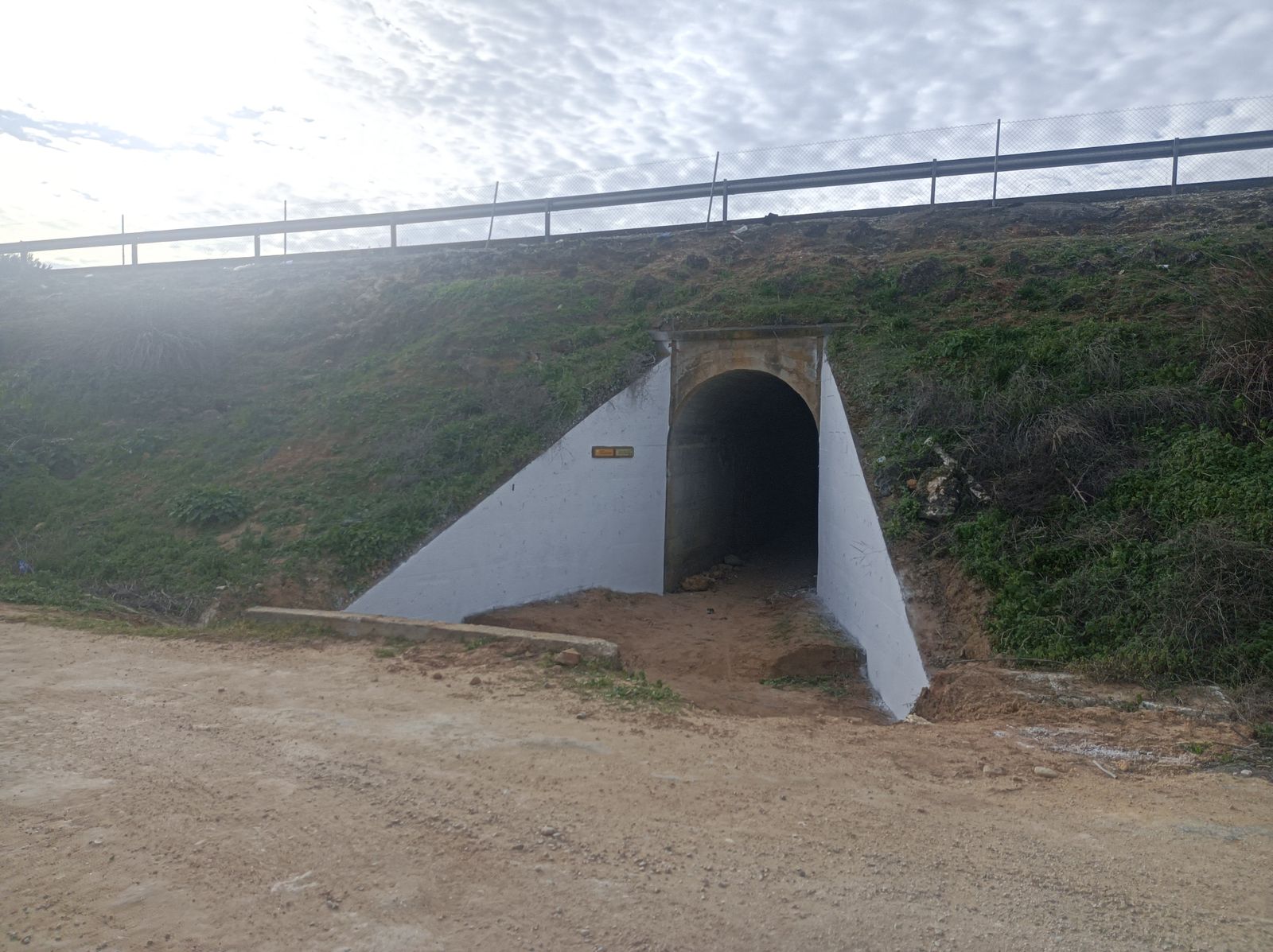 El túnel bajo la A-92.